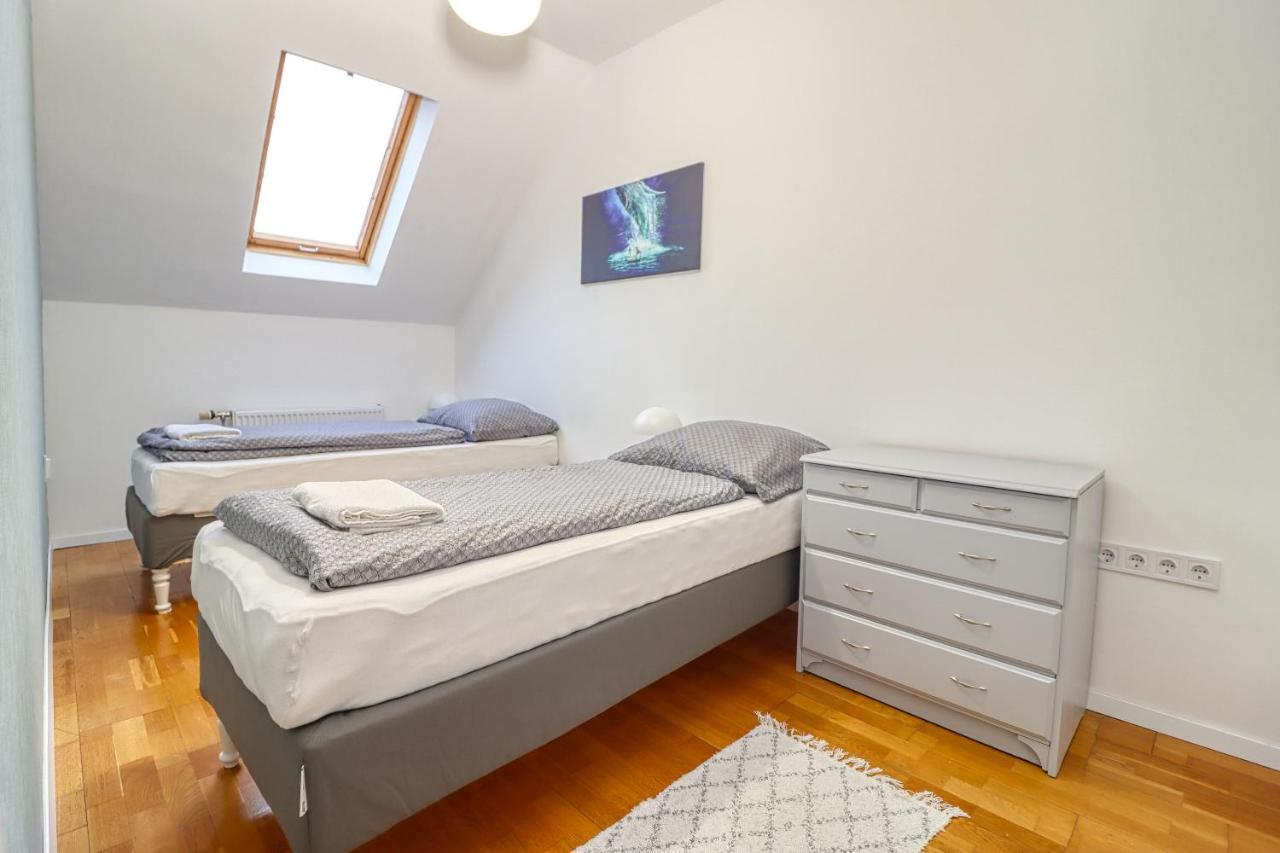 Cinemapartman Apartment