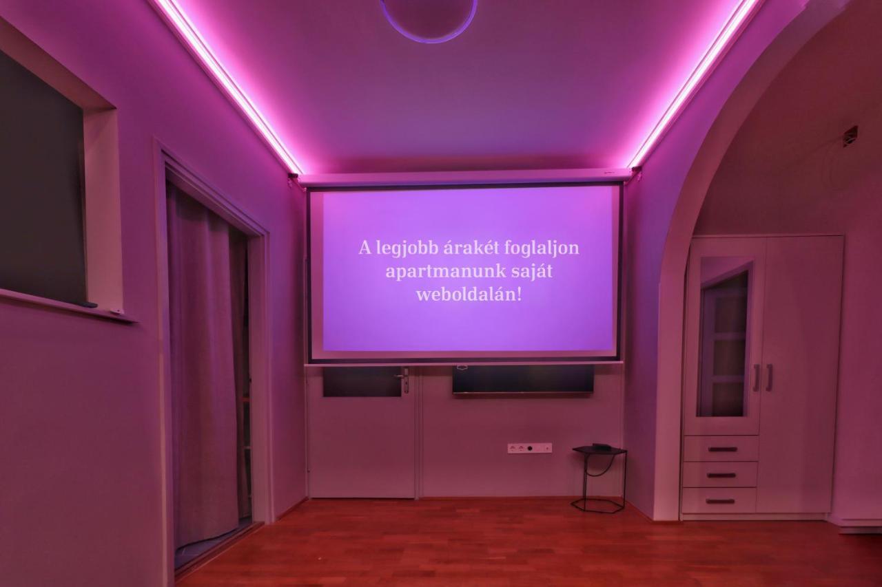 Apartment Cinemapartman *